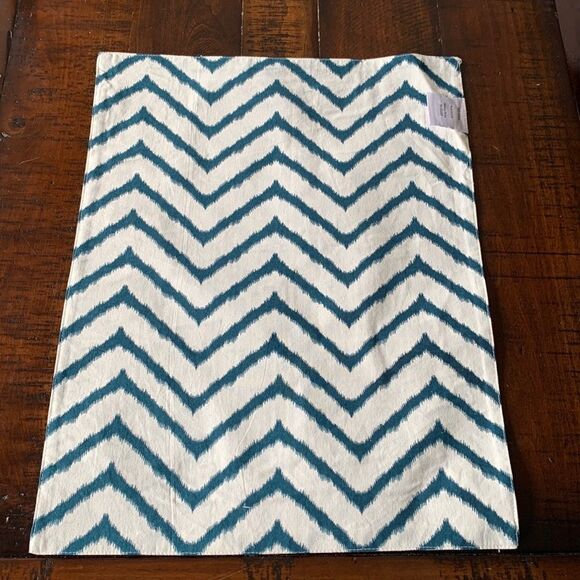New Bundle of 12 Napkins & 12 Placemats - Chevron Ikat Rustic Farmhouse Style - Picture 5 of 12